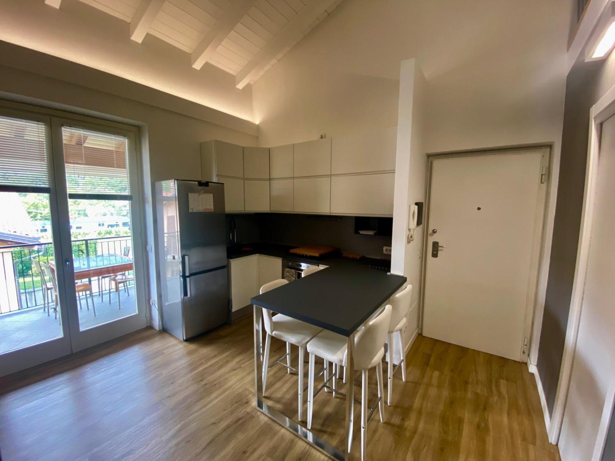 Modern Apartment With Terrace And Mezzanine Floor 科利科 外观 照片